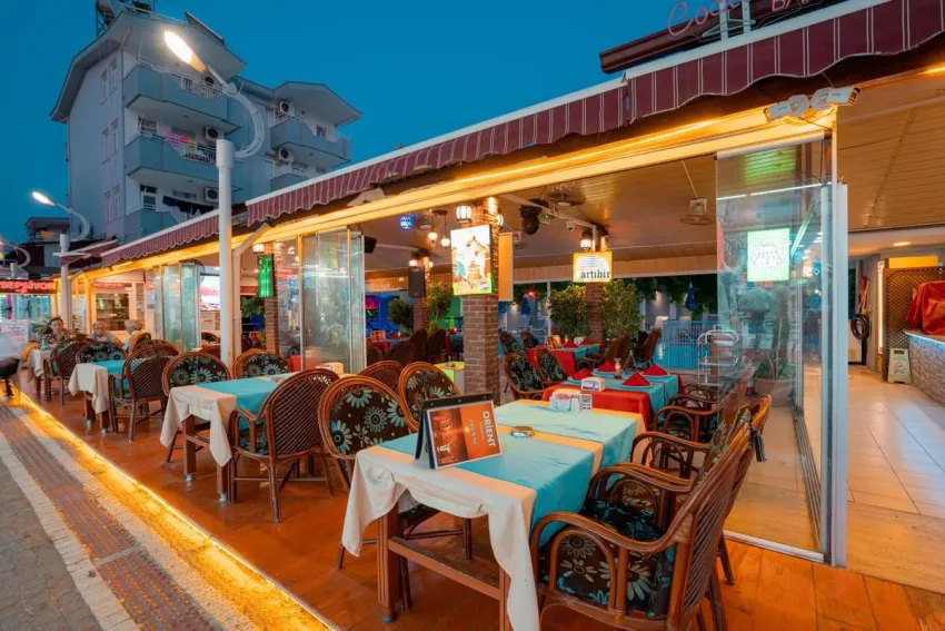 Side Orient Apart 3*-13