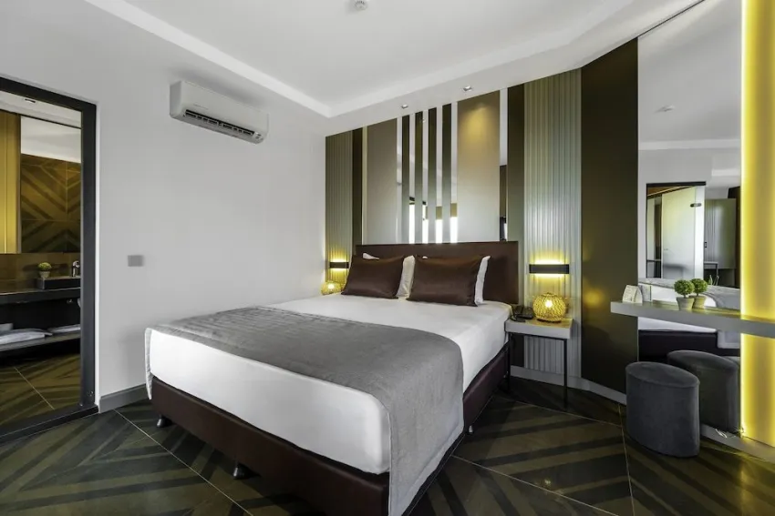 Riviera Hotel & Spa 4*-10