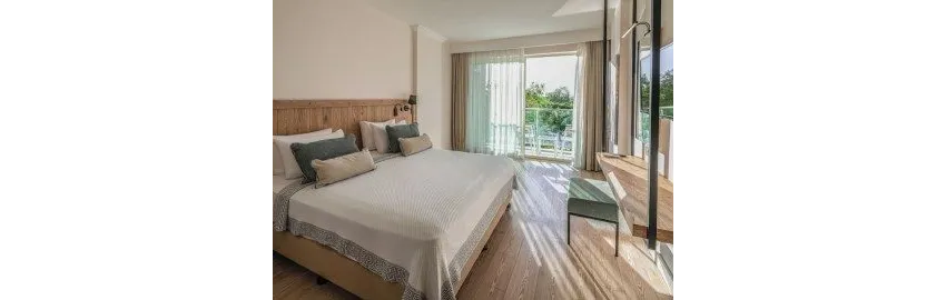 Berry Blue Hotel 5*-5