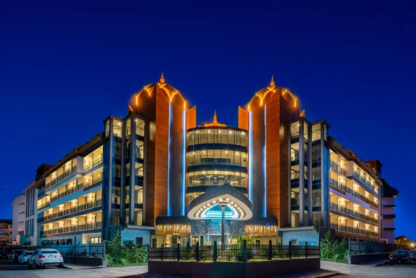 ARNOR DE LUXE HOTEL & SPA  5*-9