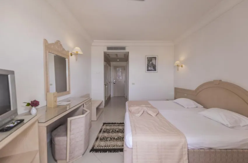 ABOU SOFIANE HOTEL & AQUAPARK  4*-6