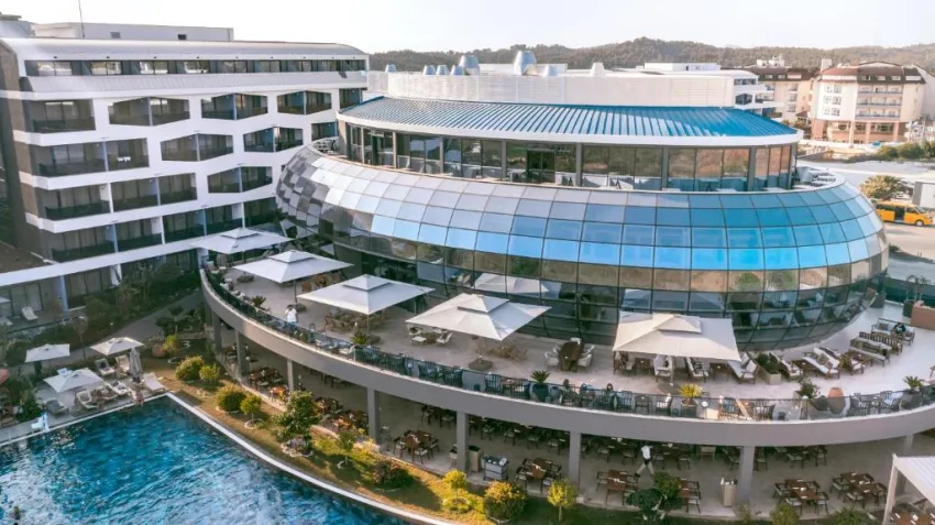 LIU RESORTS  5*-23