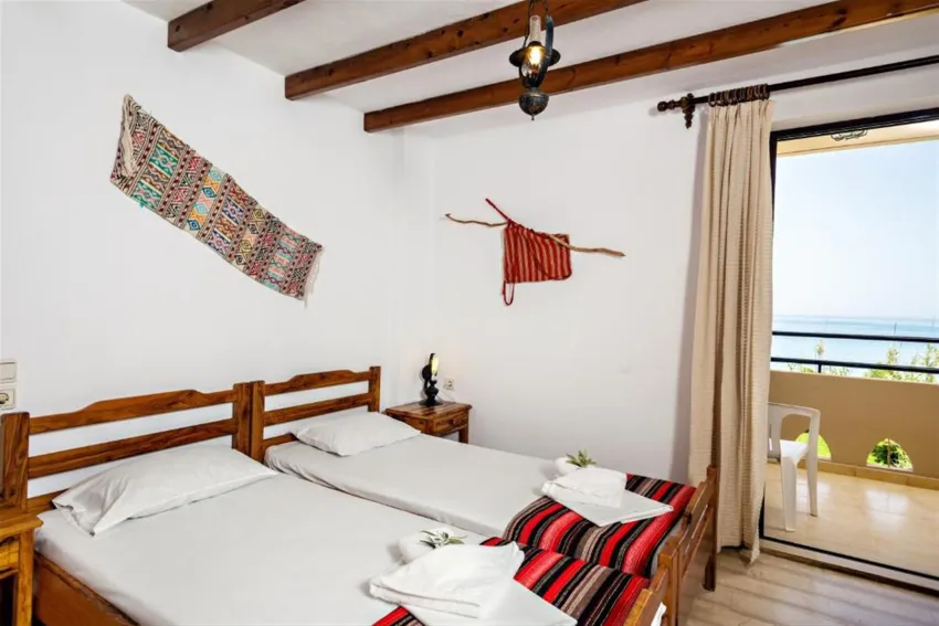 Matzi Studios & Apartments 2*-17