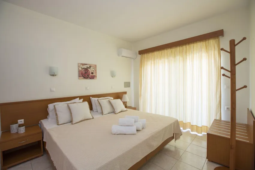 Tsambikos Apartments 3*-10