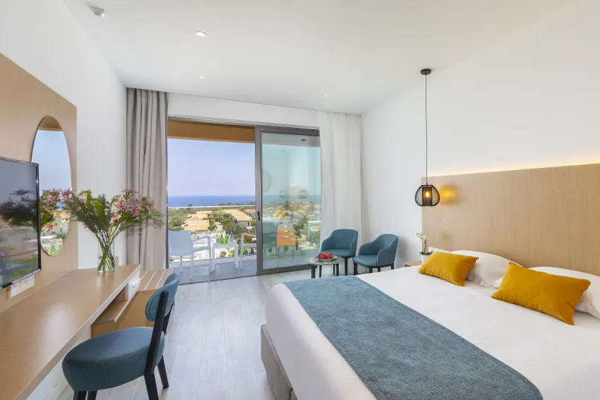 Leonardo Crystal Cove Hotel and Spa by the Sea 4*-32