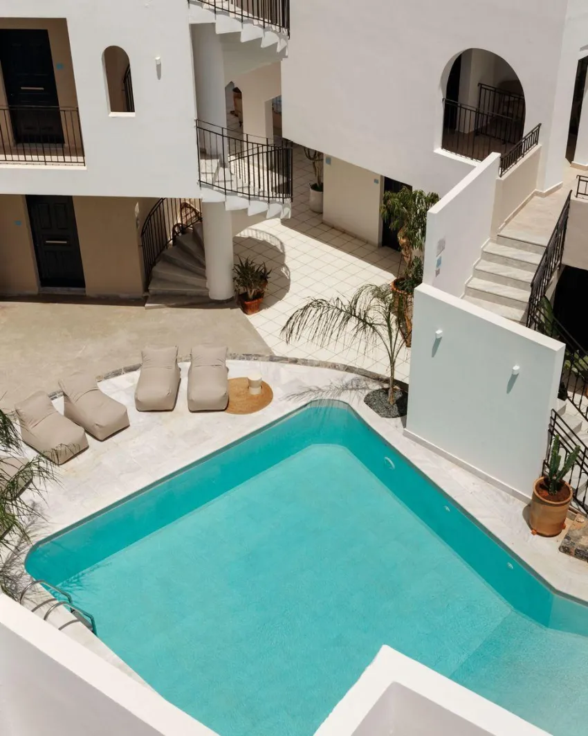 Nami Hotel & Suites 4*-56