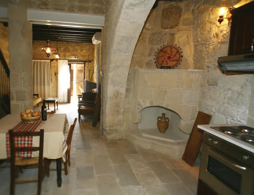 Leonidas Village Houses 3*-4