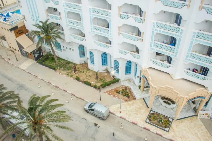 DREAMS BEACH  3*-10