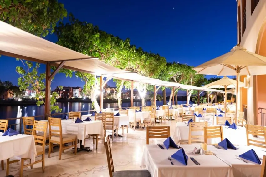 The Three Corners Ocean View El Gouna (Adults Only 16+) 4*-6