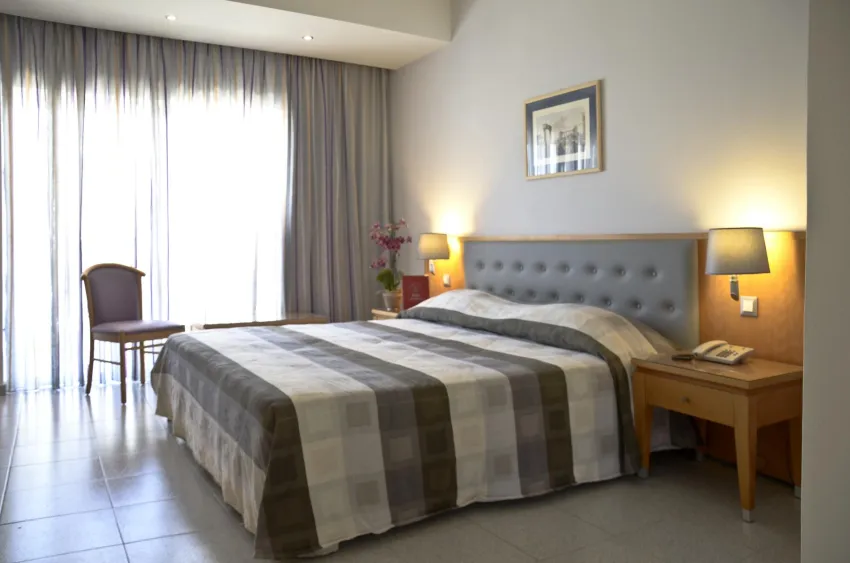 Athena Hotel 3*-6