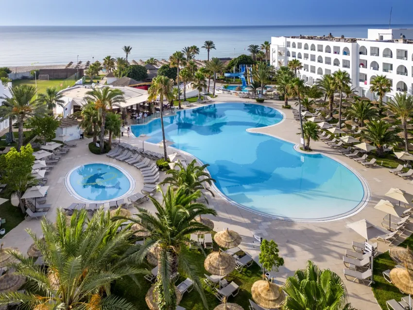 NOZHA BEACH RESORT  4*-3