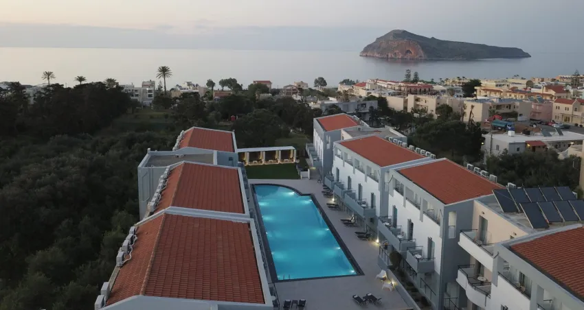 Sunrise Village Hotel 3*-1