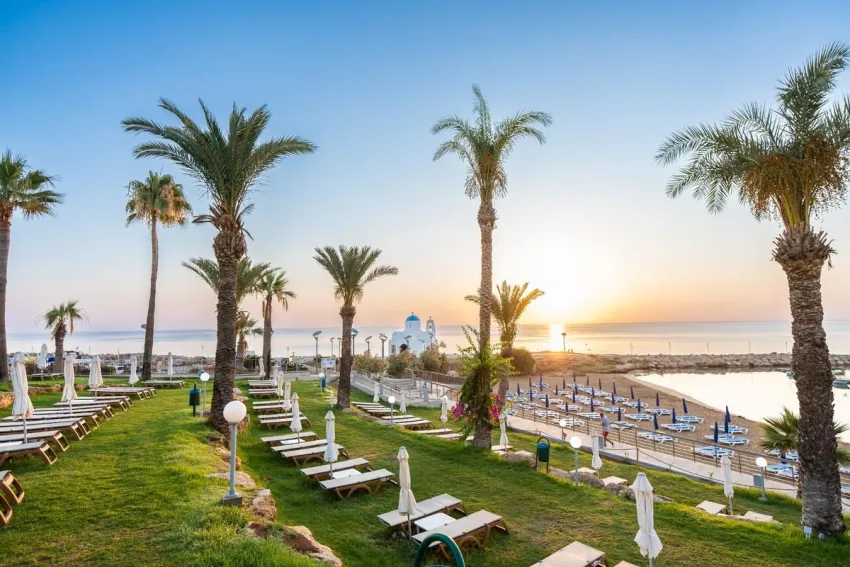 Golden Coast Beach Hotel 4*-27