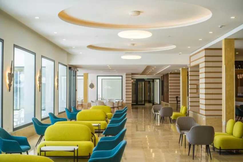 NOVOSTAR DAR KHAYAM  3*-32