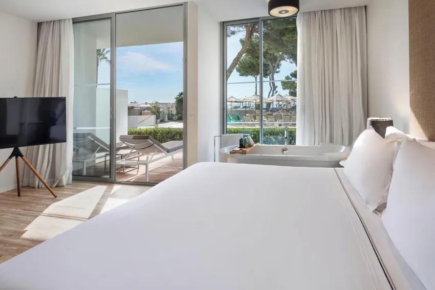 Melia South Beach 4*-321