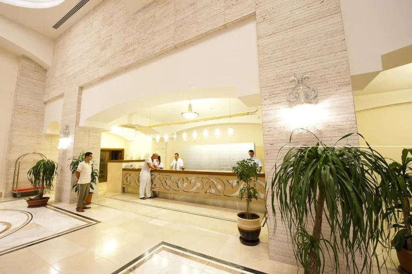 Melas Lara Hotel 5*-6