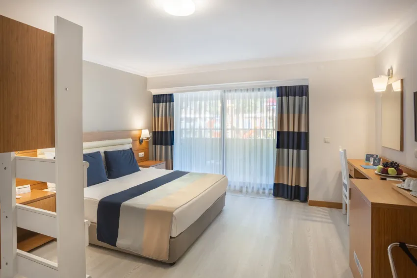 Master Family Club 5*-13