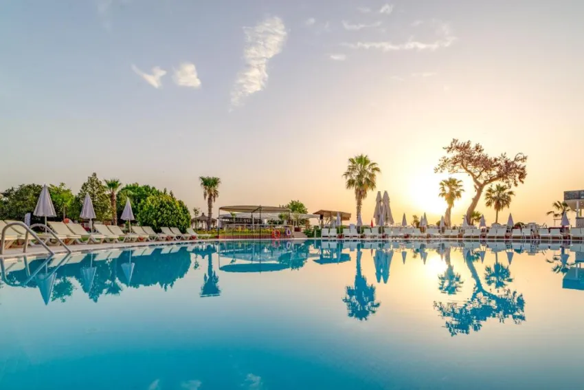 ARMAS GUL BEACH  4*-3