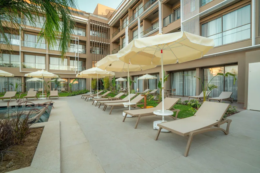 Prive Side Suite & Spa Hotel 3*-4