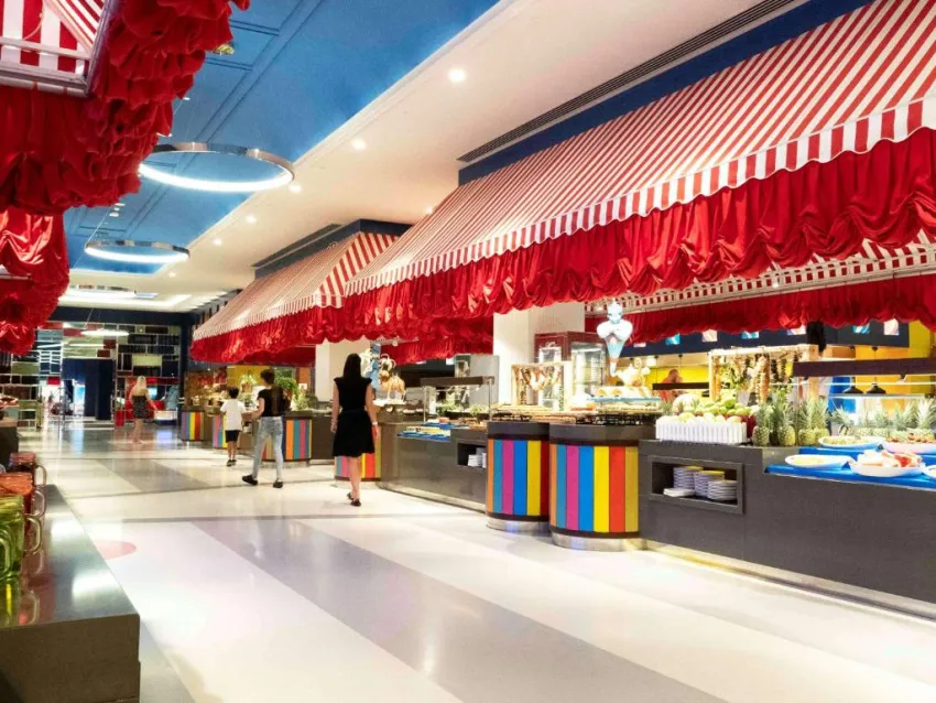 THE LAND OF LEGENDS KINGDOM HOTEL  5*-44