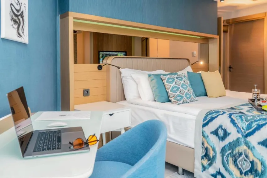 ROYAL WINGS HOTEL  5*-8