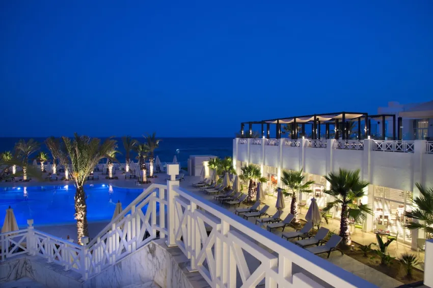 Radisson Blu Resort & Thalasso Hammamet 4*-160