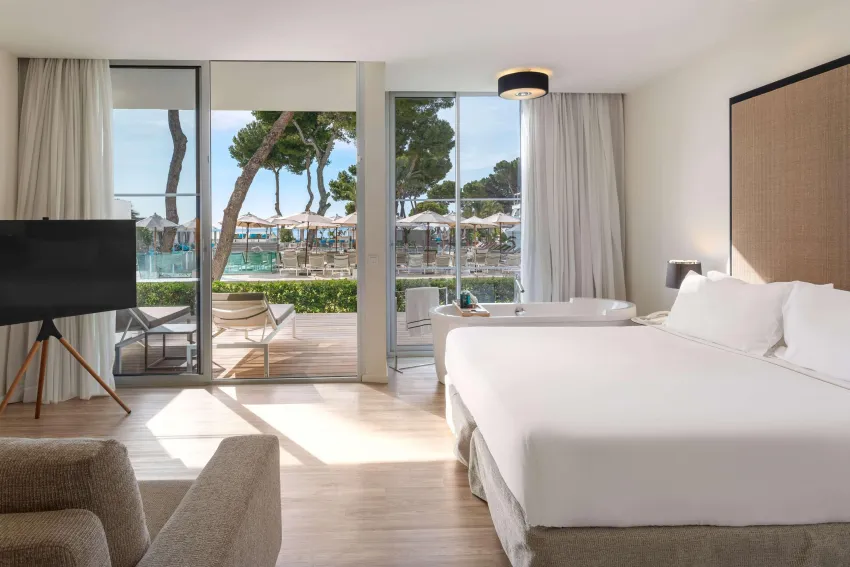 Melia South Beach 4*-322