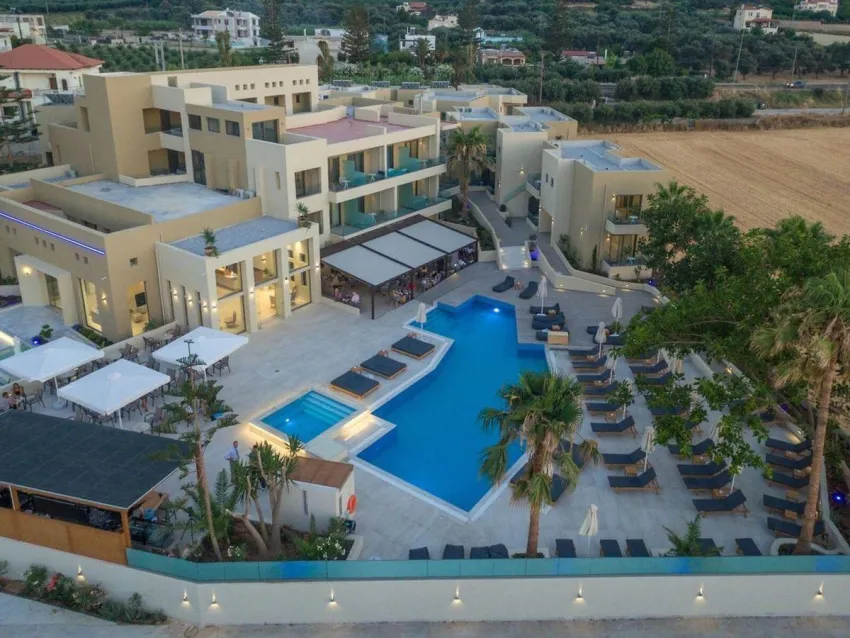 IMPERIAL PALACE Adults only 16+ 4*-3