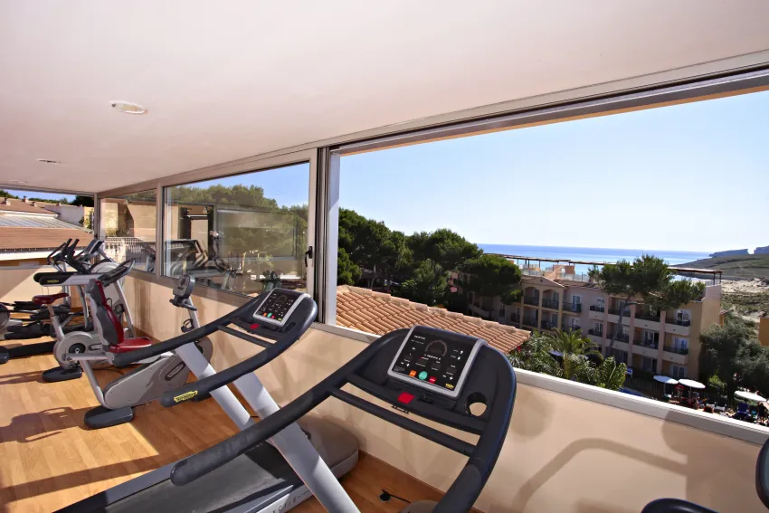 Zafiro Cala Mesquida 4*-85