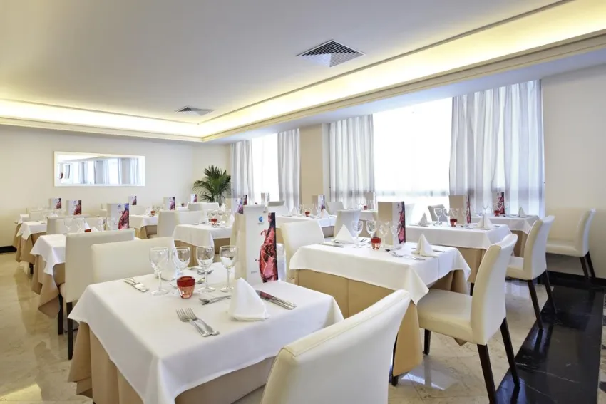 Grupotel Playa Camp de Mar. Adults Only 4*-11