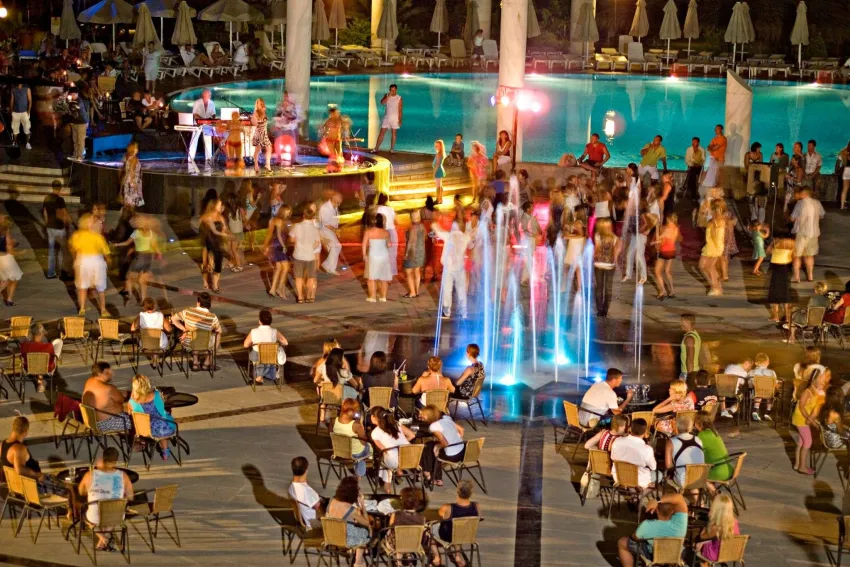Starlight Resort Hotel 5*-355