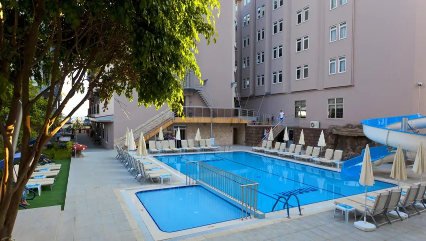 Monart City Hotel 4*-4