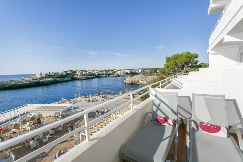 Hotel JS Cape Colom 3*-4