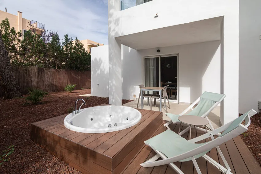 Cabot Las Velas Apartments -13