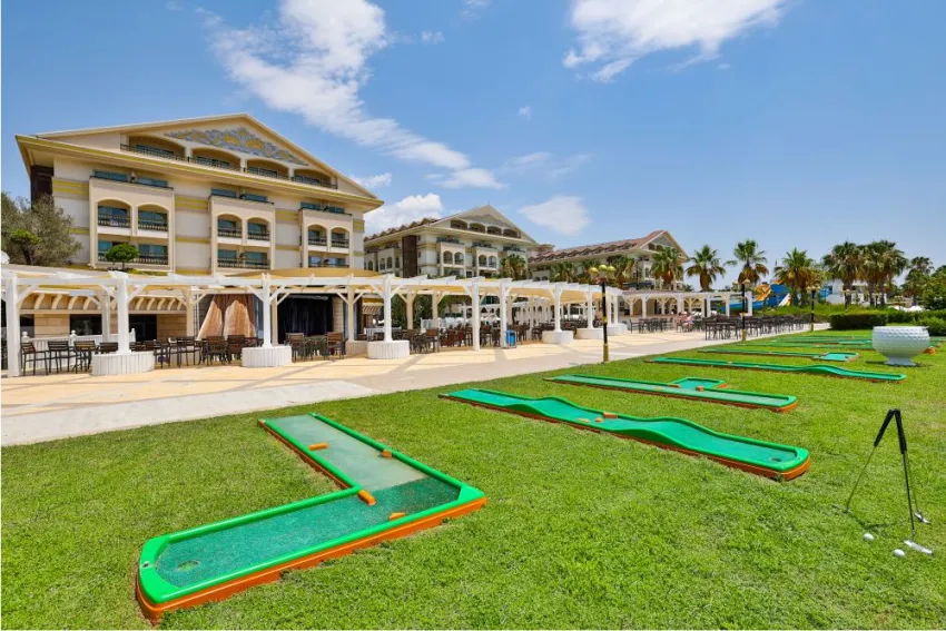 DIAMOND EXCELLENCE RESORT SPA (EX. CRYSTAL PALACE)  5*-55