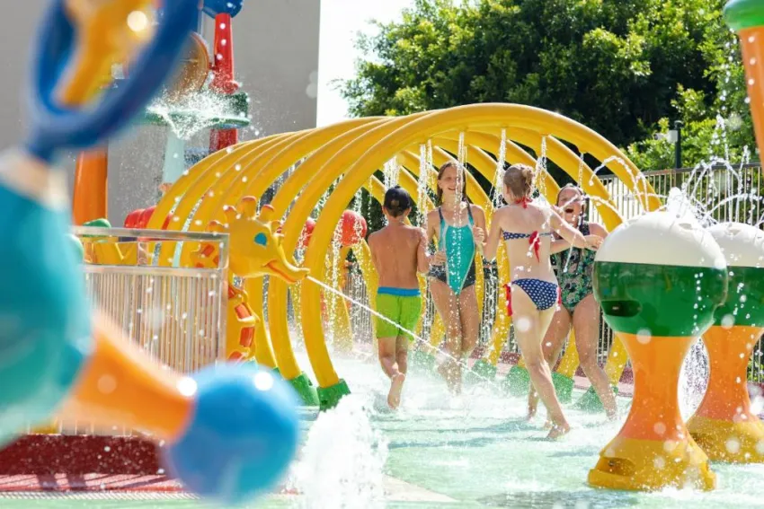 CLUB PARADISO HOTEL & RESORT  5*-11