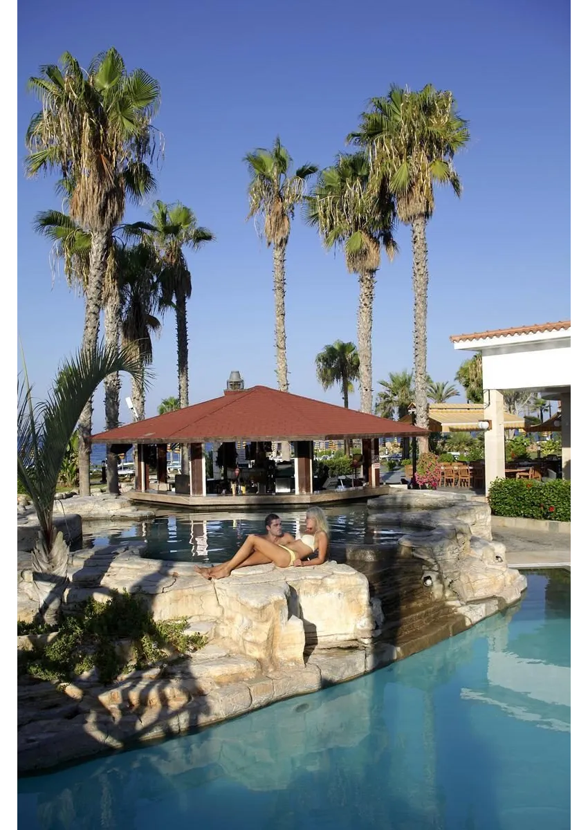 Leonardo Cypria Bay 4*-2