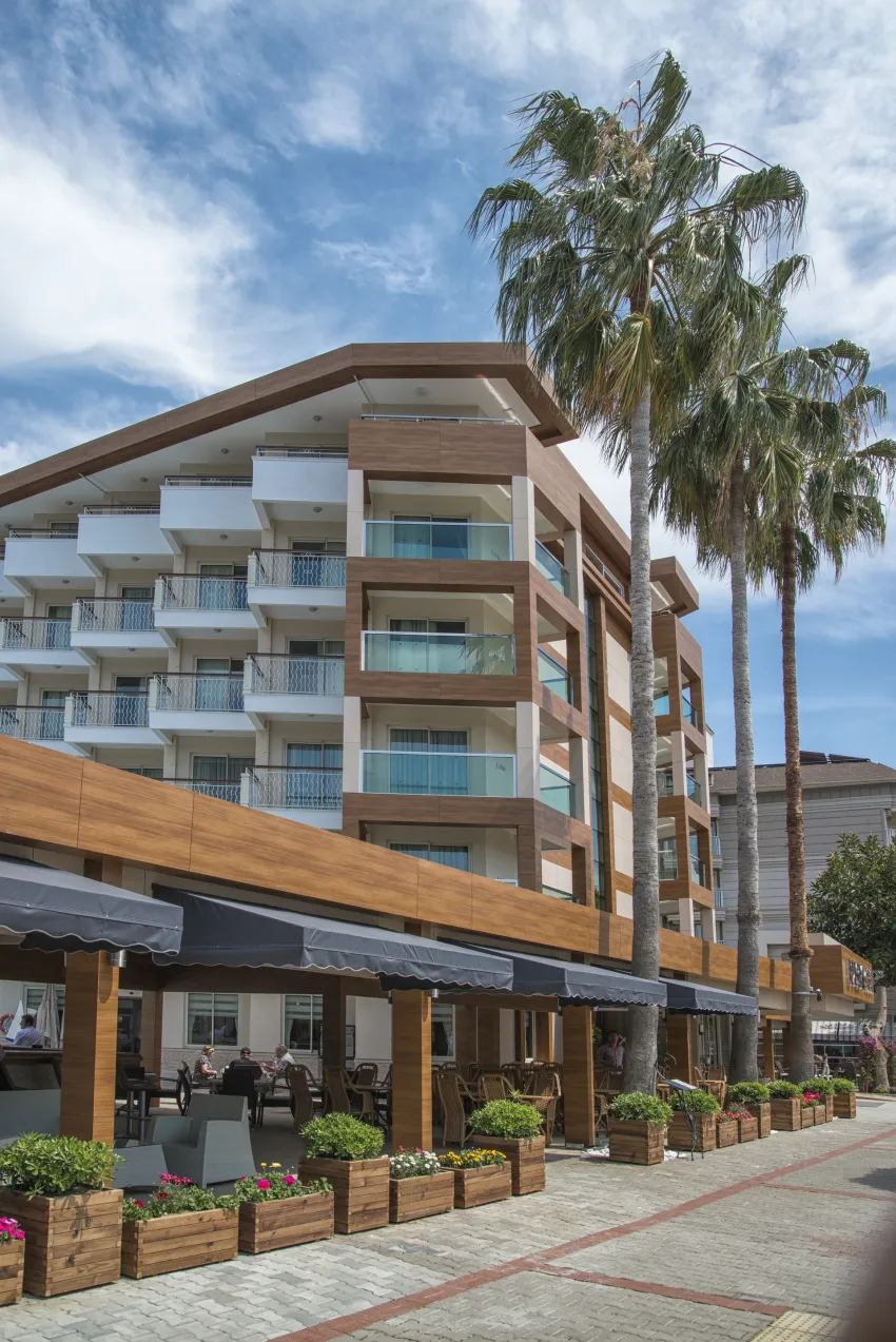 Riviera Hotel & Spa 4*-13