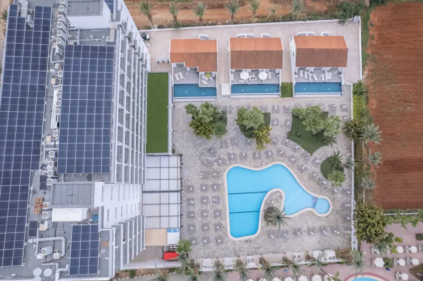 Bohemian Gardens 4*-10