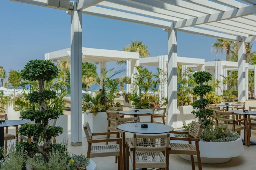 The Golden Coast Beach Hotel 4*-16