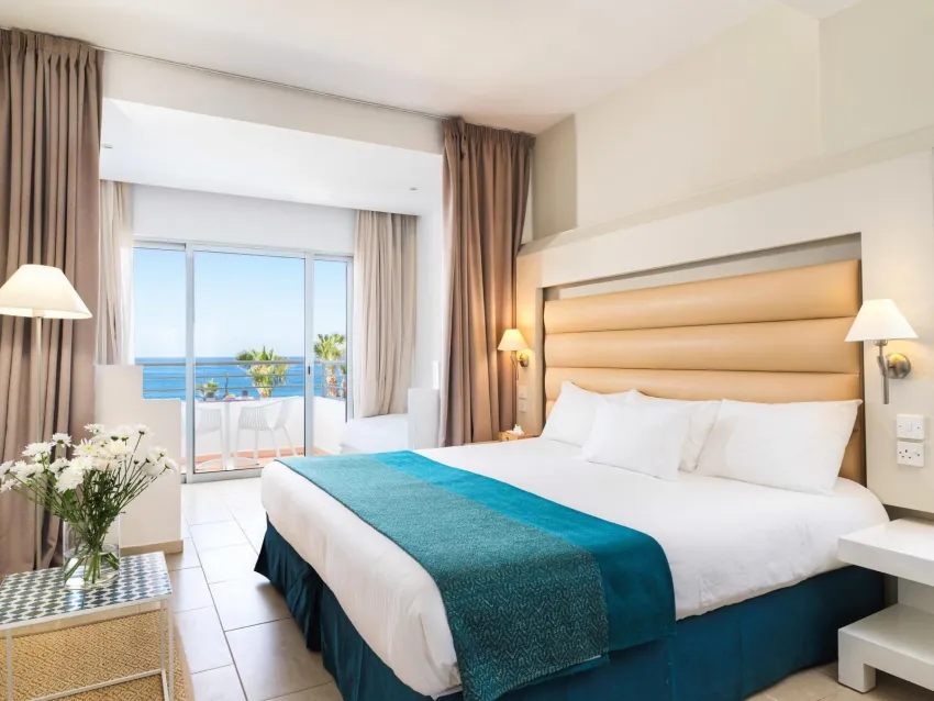 Leonardo Cypria Bay 4*-20