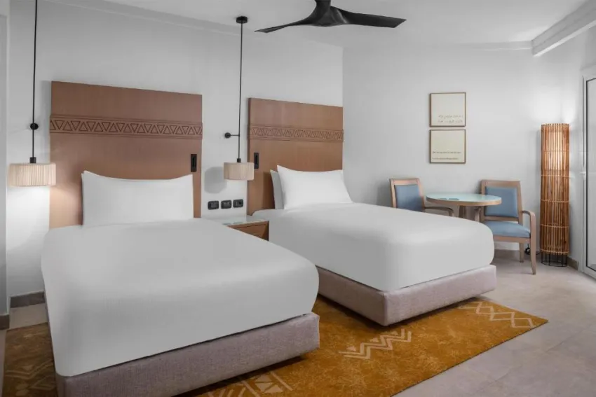 DOUBLETREE BY HILTON SHARM BAY RESORT BEACH SIDE  4*-91