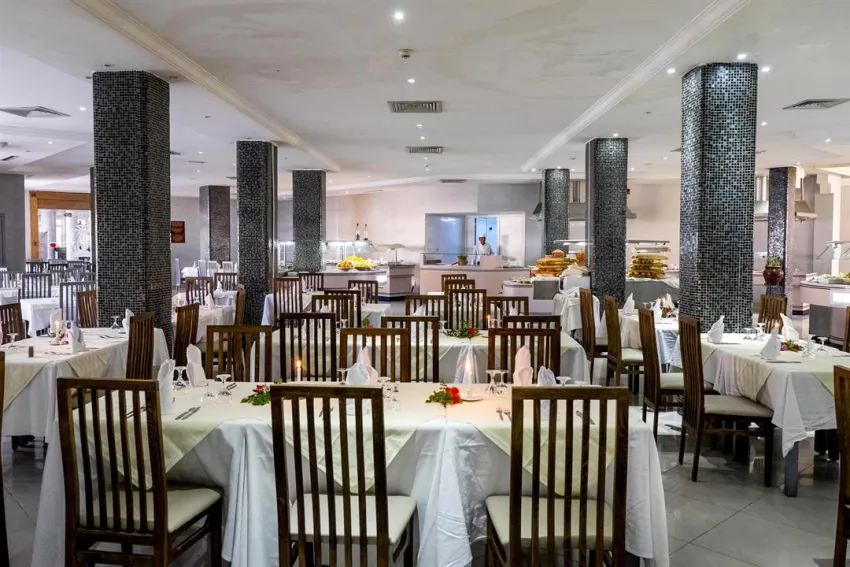 HOUDA YASMINE HAMMAMET  4*-6