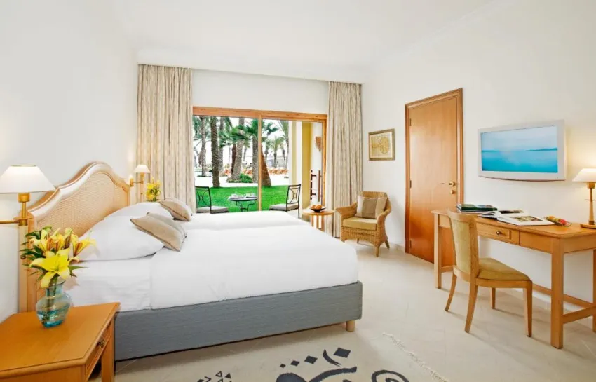 MOVENPICK RESORT & MARINE SPA  5*-12