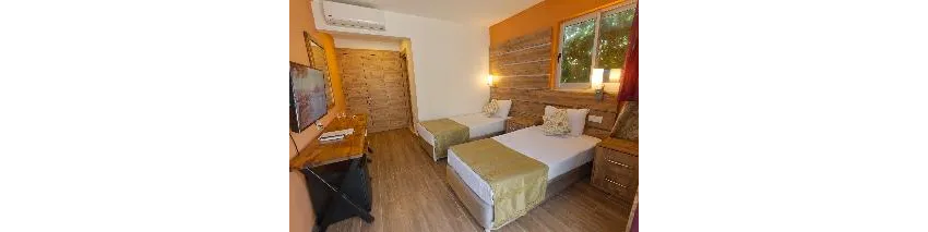 La Perla Hotel 4*-95