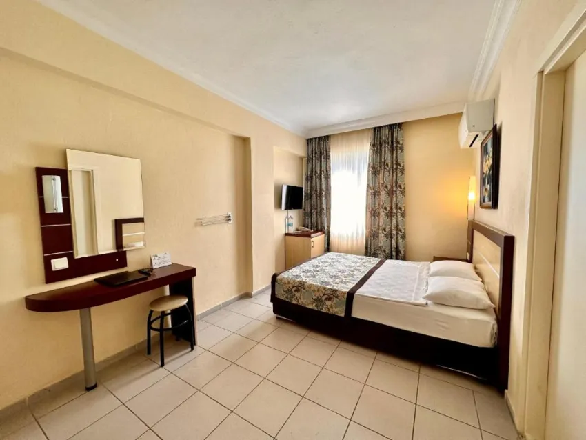 Blue Wave Suite Hotel 4*-40