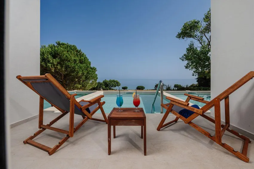 Mer Bleu Beach Hotel 5*-7