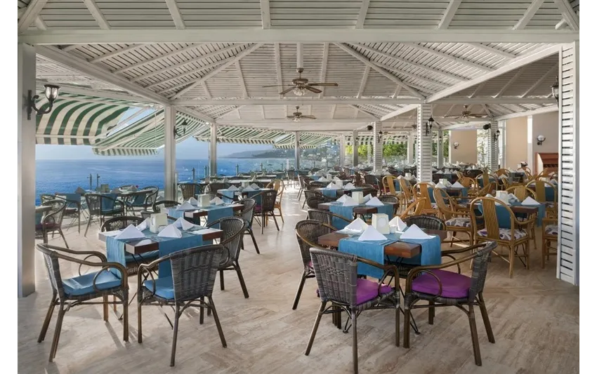 ASKA JUST IN BEACH HOTEL  5*-17