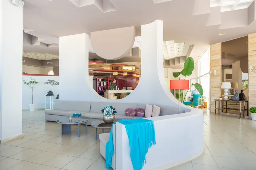 Happy Days Hotel Tholos 3*-4