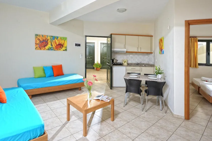 Kristalli Hotel Apartments 4*-12